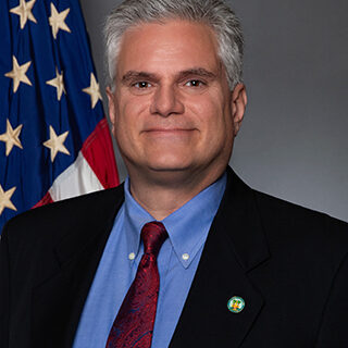 Staffopoulos_Mike-7850a_320x385